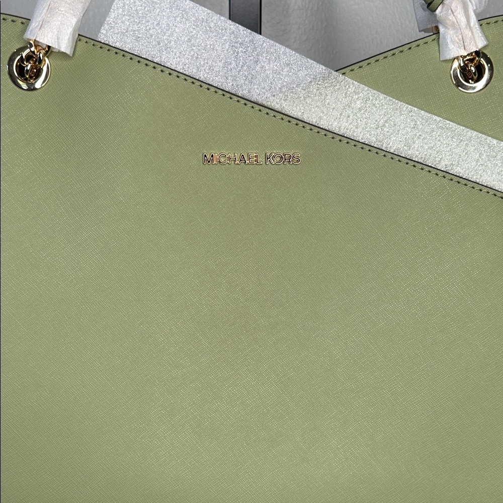 NWT Michael Kors Sage Green Jet Set Travel Leather Tote Retail $558 - Picture 5 of 10
